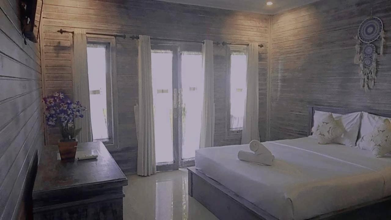 Sarinah Beach - Bistro & Bungalow Batununggul Exterior foto